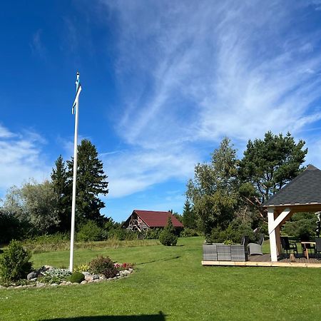 Suurekivi Kuelalistemaja Hotel Reigi Luaran gambar