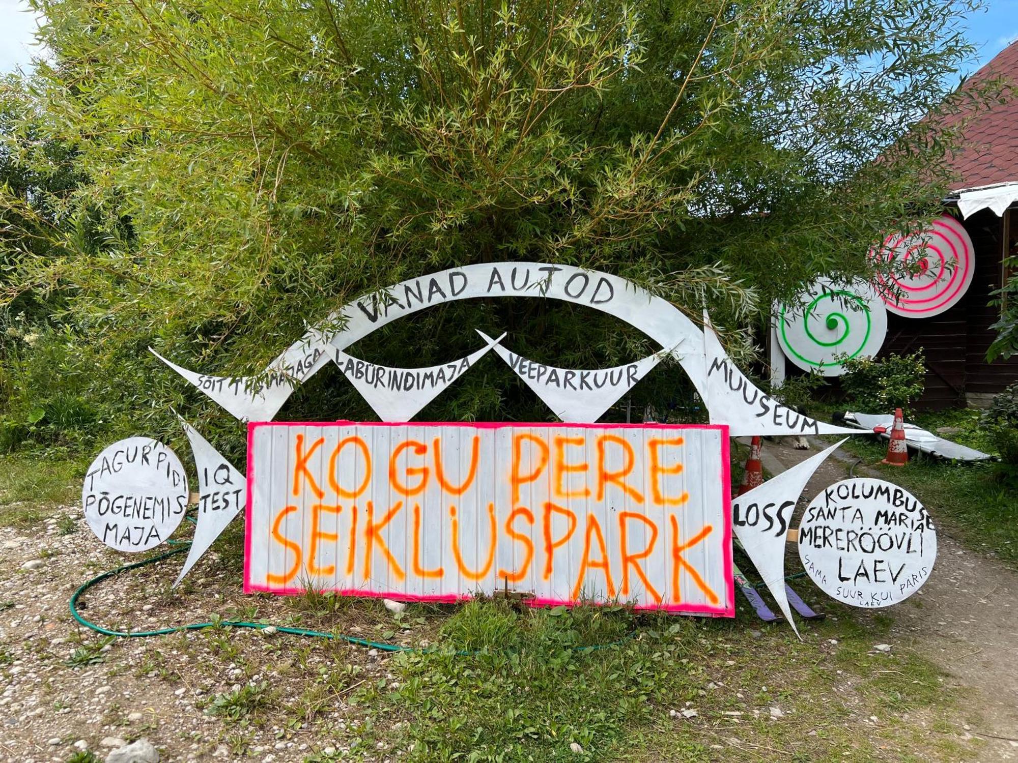 Suurekivi Kuelalistemaja Hotel Reigi Luaran gambar