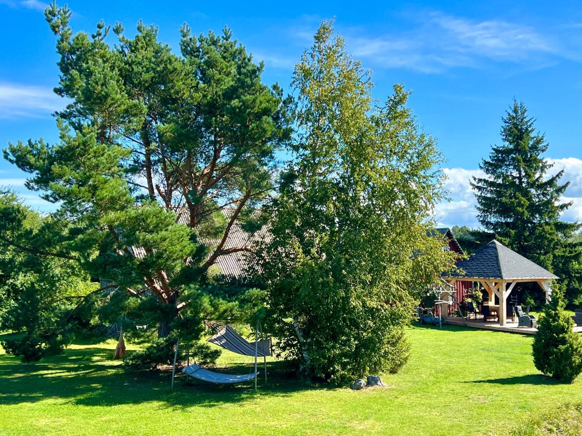Suurekivi Kuelalistemaja Hotel Reigi Luaran gambar