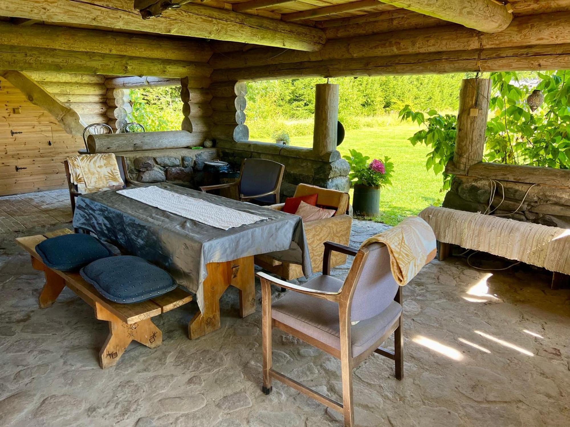 Suurekivi Kuelalistemaja Hotel Reigi Luaran gambar
