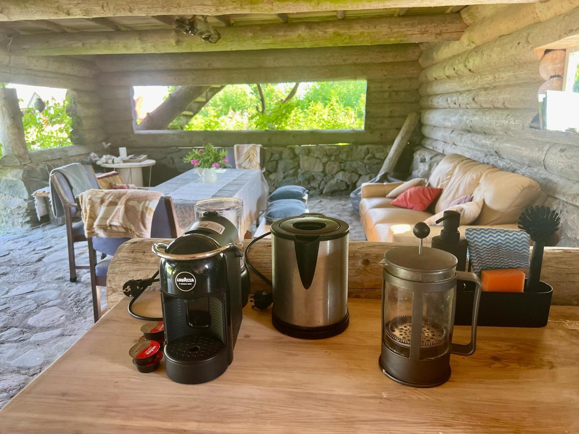 Suurekivi Kuelalistemaja Hotel Reigi Luaran gambar